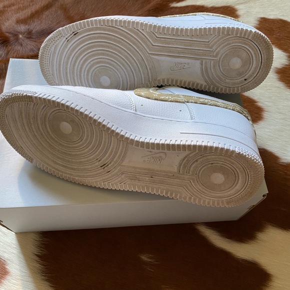 Nike Air Force 1 - Picture 8 of 11